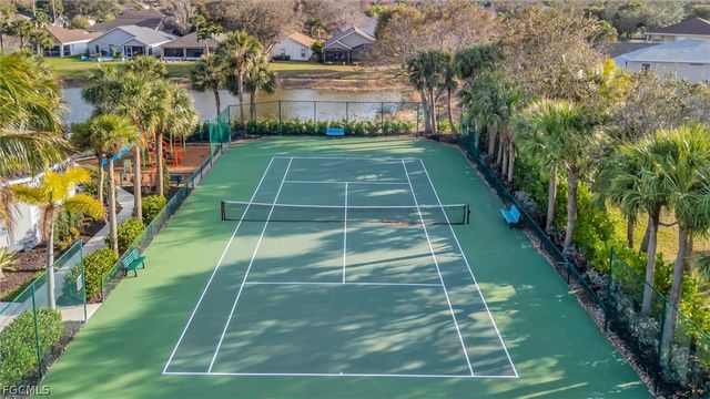 8860 Falcon Pointe LOOP, Fort Myers, FL 33912