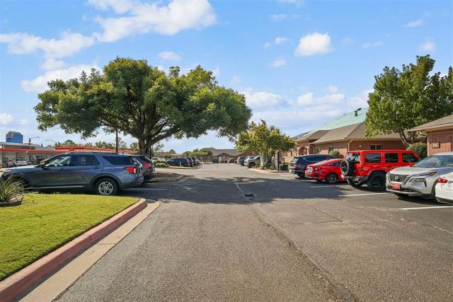 1006 24th Avenue 130, Norman, OK 73069