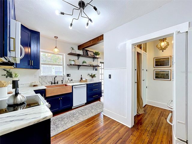 104 W CHELSEA STREET, Tampa, FL 33603
