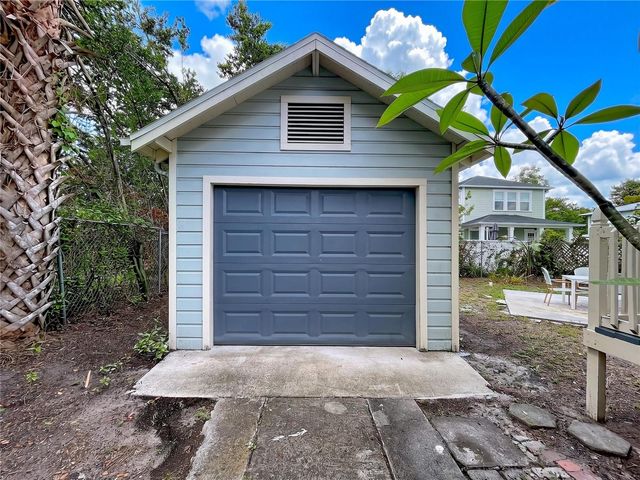 104 W CHELSEA STREET, Tampa, FL 33603