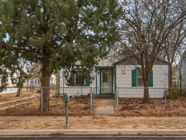 2315 2nd Street, Lubbock, TX 79415
