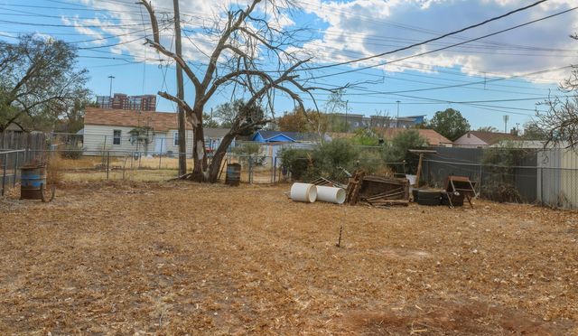 2315 2nd Street, Lubbock, TX 79415