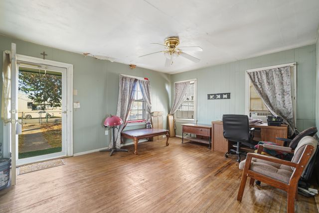 2315 2nd Street, Lubbock, TX 79415