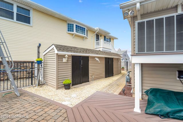 348 Venice Drive, Lavallette, NJ 08735