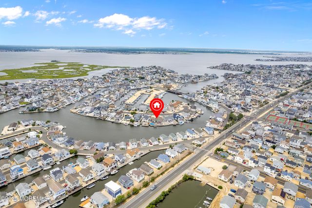 348 Venice Drive, Lavallette, NJ 08735
