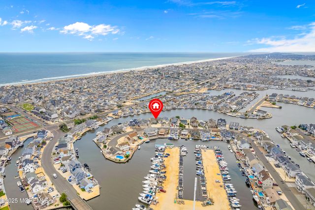 348 Venice Drive, Lavallette, NJ 08735
