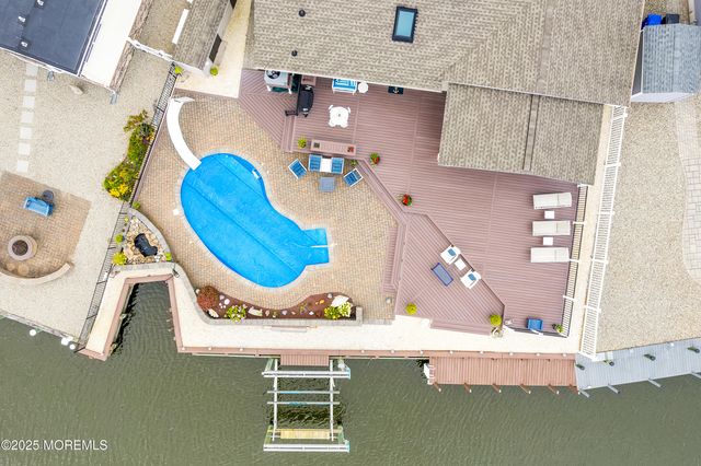 348 Venice Drive, Lavallette, NJ 08735