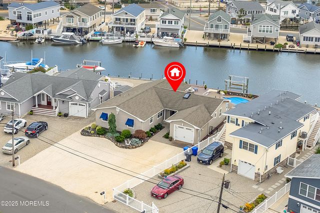 348 Venice Drive, Lavallette, NJ 08735