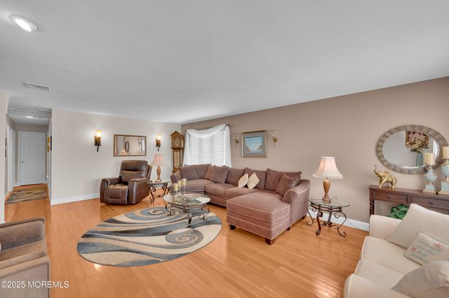 348 Venice Drive, Lavallette, NJ 08735