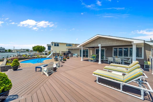 348 Venice Drive, Lavallette, NJ 08735