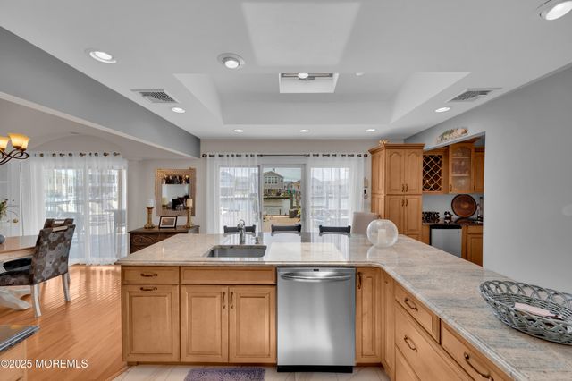348 Venice Drive, Lavallette, NJ 08735