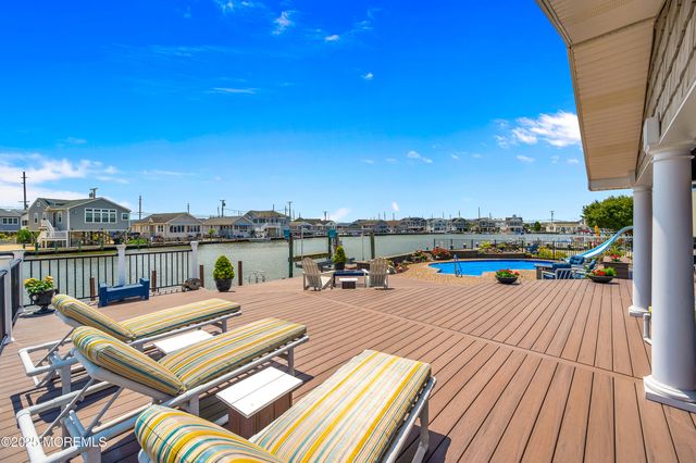 348 Venice Drive, Lavallette, NJ 08735