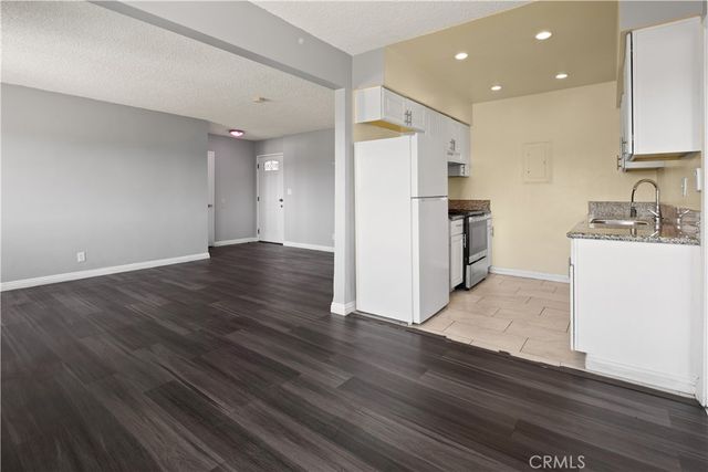 2025 Las Vegas 11, Pomona, CA 91767