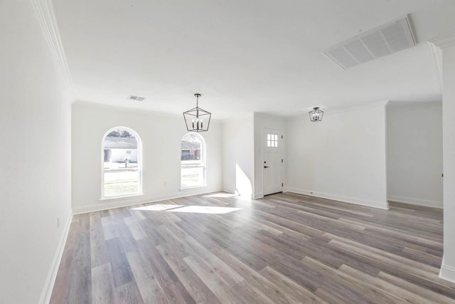 2902 Creole Dr, Houma, LA 70364