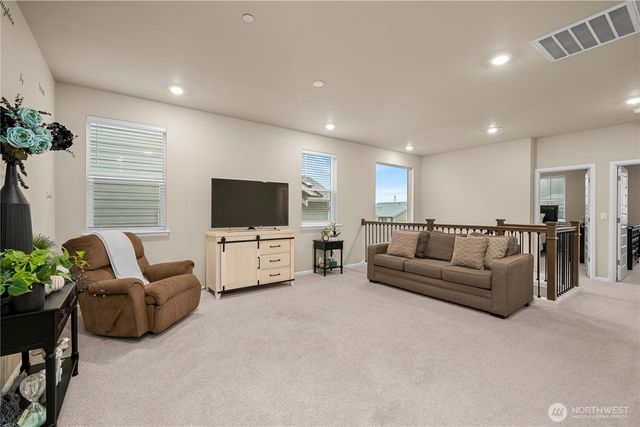 29035 238th Avenue SE, Maple Valley, WA 98010