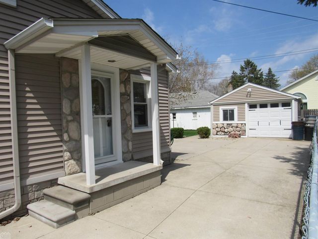 324 W Saint Clair Street, Marine City, MI 48039