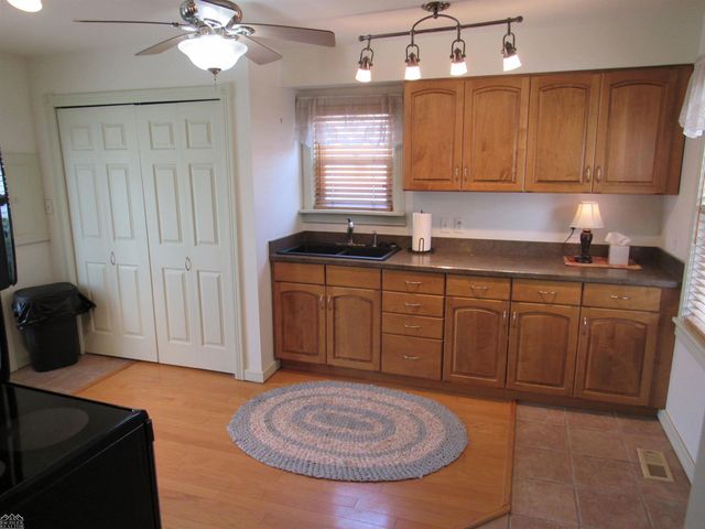 324 W Saint Clair Street, Marine City, MI 48039
