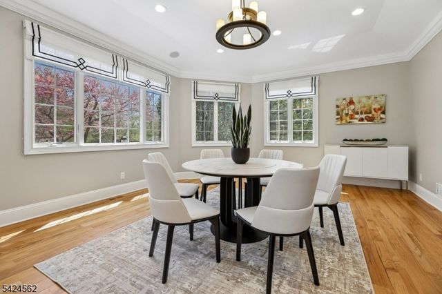 33 Saddlewood Ct, Montgomery Twp., NJ 08502