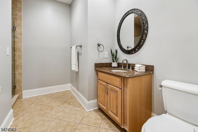 33 Saddlewood Ct, Montgomery Twp., NJ 08502
