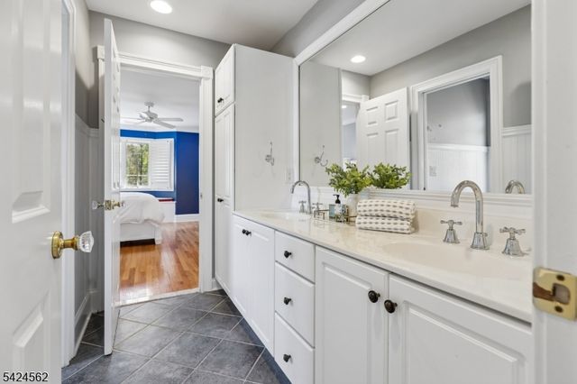 33 Saddlewood Ct, Montgomery Twp., NJ 08502