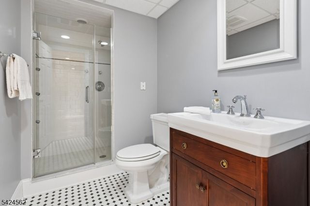 33 Saddlewood Ct, Montgomery Twp., NJ 08502