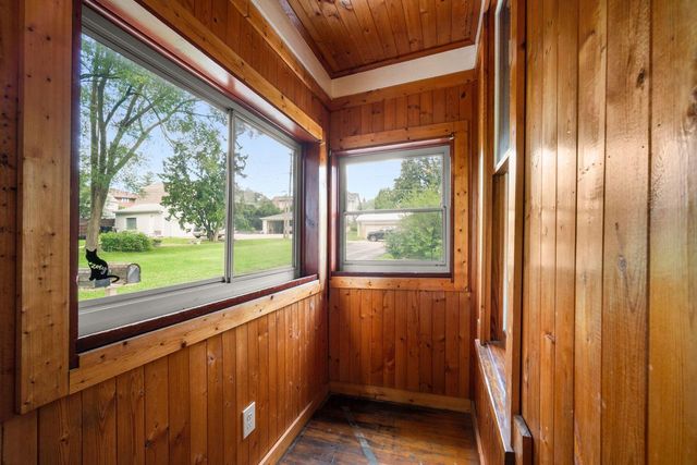 N88W16226 Park BOULEVARD, Menomonee Falls, WI 53051