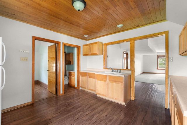 N88W16226 Park BOULEVARD, Menomonee Falls, WI 53051