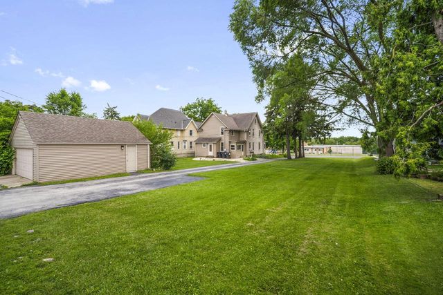 N88W16226 Park BOULEVARD, Menomonee Falls, WI 53051