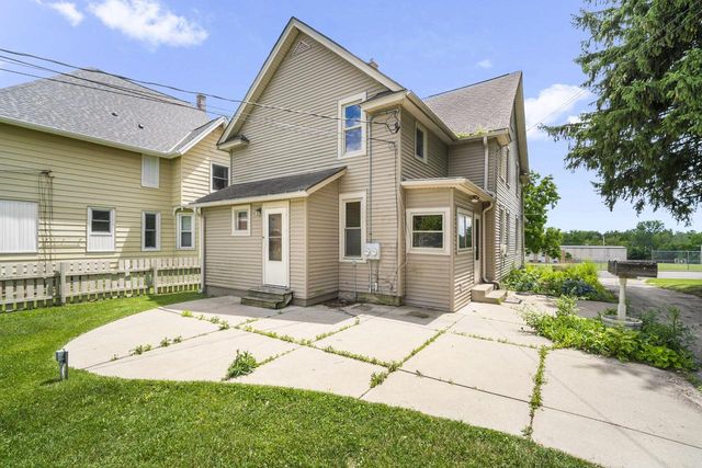 N88W16226 Park BOULEVARD, Menomonee Falls, WI 53051