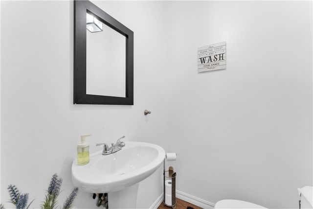 22849 Lawlis Road, Siloam Springs, AR 72761