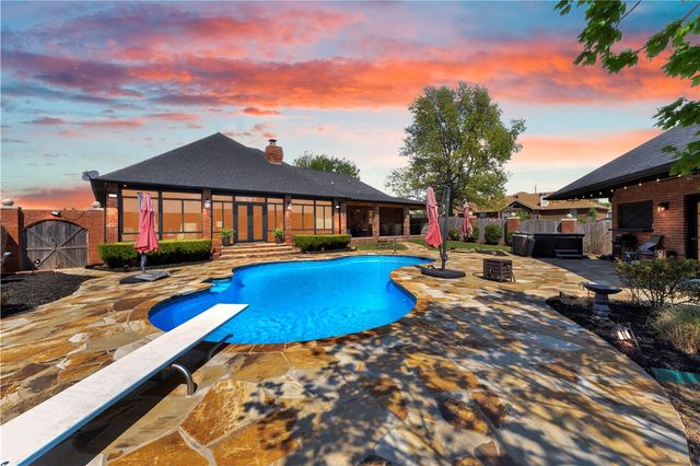 22849 Lawlis Road, Siloam Springs, AR 72761
