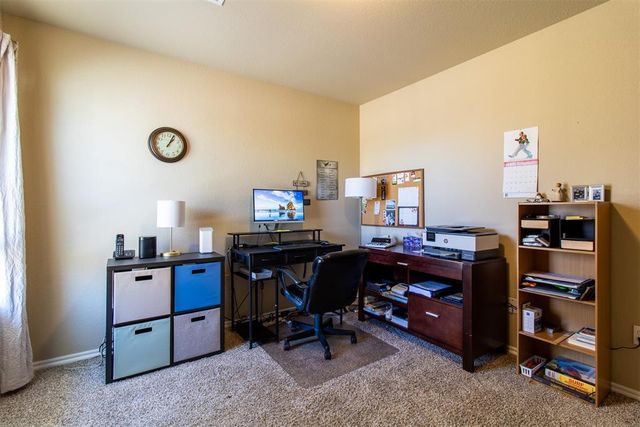 900 Switzerland Avenue, Yukon, OK 73099