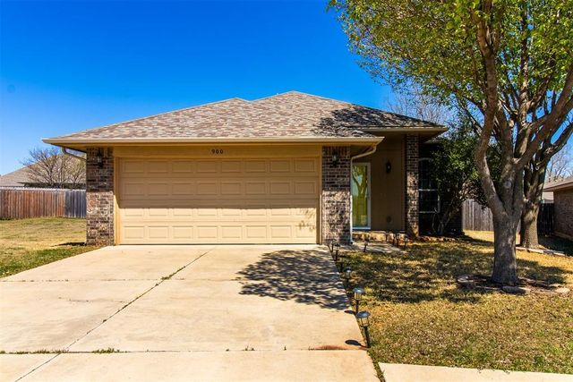 900 Switzerland Avenue, Yukon, OK 73099