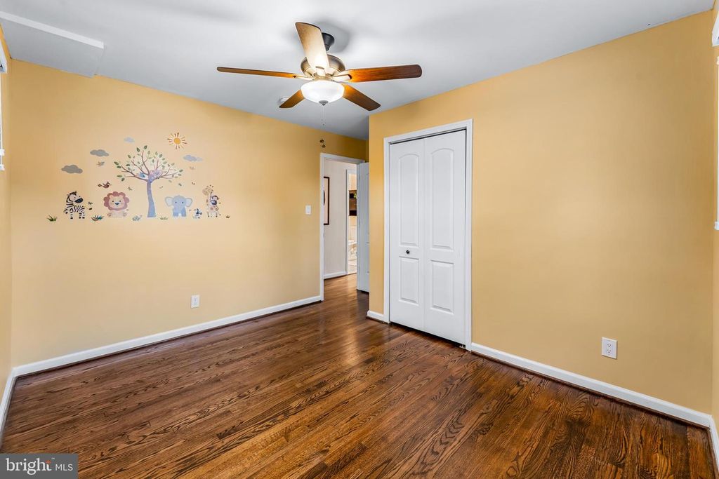Image 22 of property listing at 415 IRENE DR, Glen Burnie, MD 21061