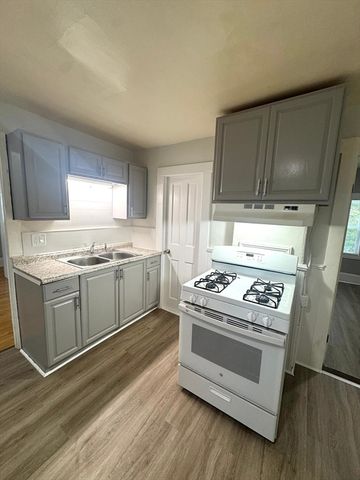 39 Perry Ave 1, Stoughton, MA 02072