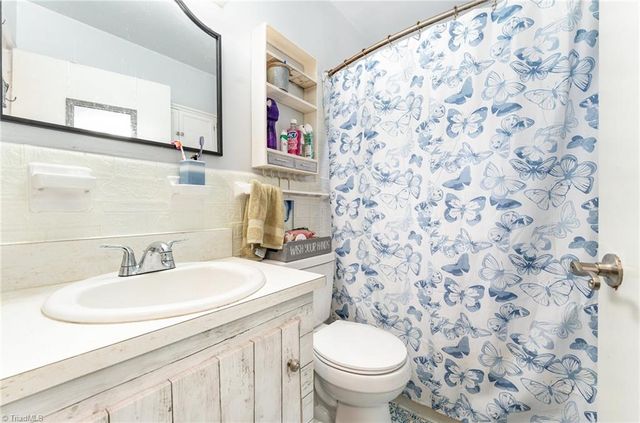 323 Western Boulevard, Lexington, NC 27295