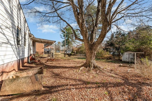 323 Western Boulevard, Lexington, NC 27295