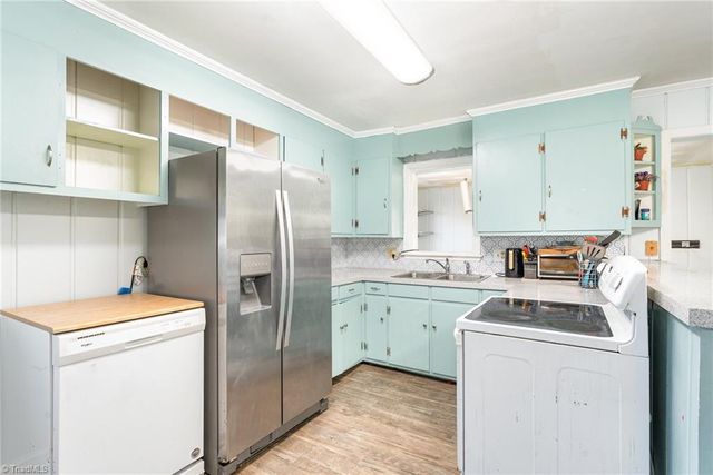 323 Western Boulevard, Lexington, NC 27295