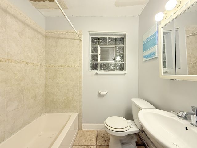 12536 S Union Avenue, Chicago, IL 60628