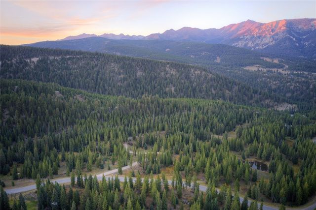 208 Outlook Trail, Big Sky, MT 58716