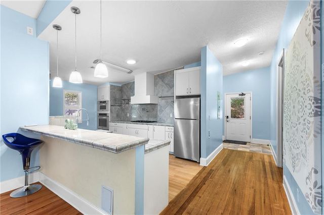 6567 Tahiti Way, Flowery Branch, GA 30542