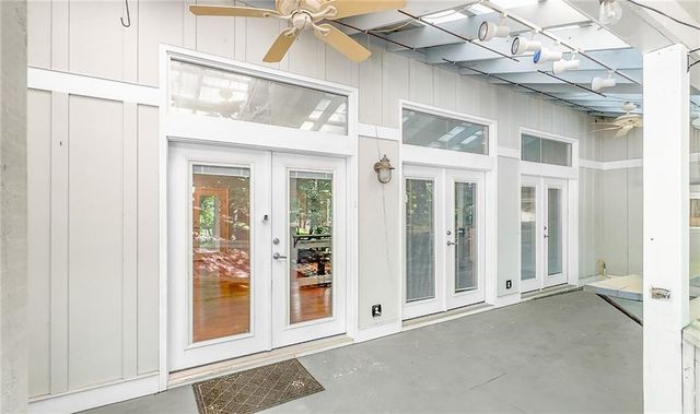 6567 Tahiti Way, Flowery Branch, GA 30542