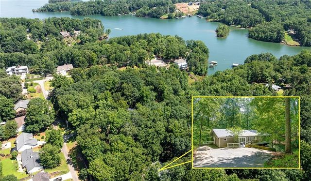 6567 Tahiti Way, Flowery Branch, GA 30542