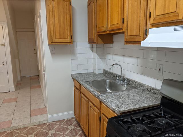 81 McKinley Avenue, Brooklyn, NY 11208