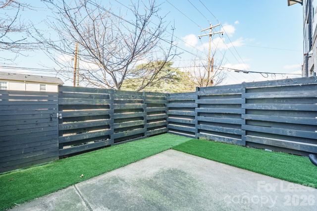 935 Mcalway Road, Charlotte, NC 28211