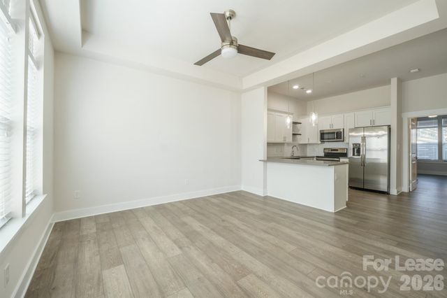 935 Mcalway Road, Charlotte, NC 28211