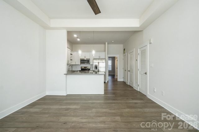 935 Mcalway Road, Charlotte, NC 28211