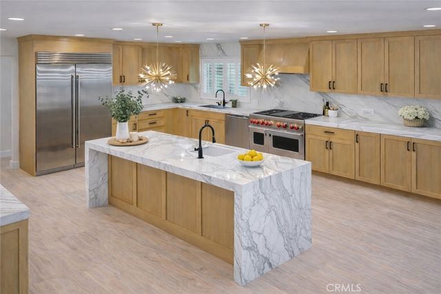 20500 Blairmoore Street, Chatsworth, CA 91311