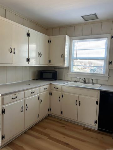 611 N Maple Street, Searcy, AR 72143