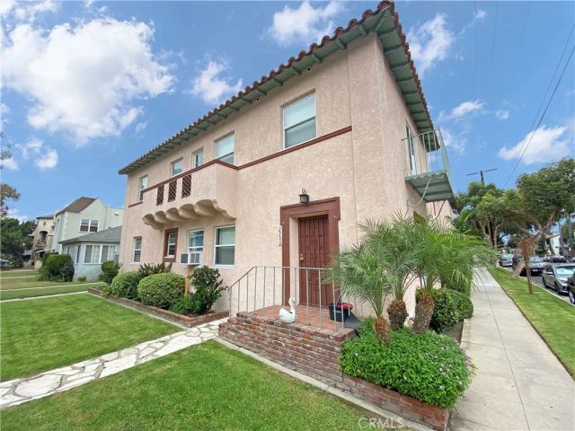 2200 W Chestnut, Long Beach, CA 90806